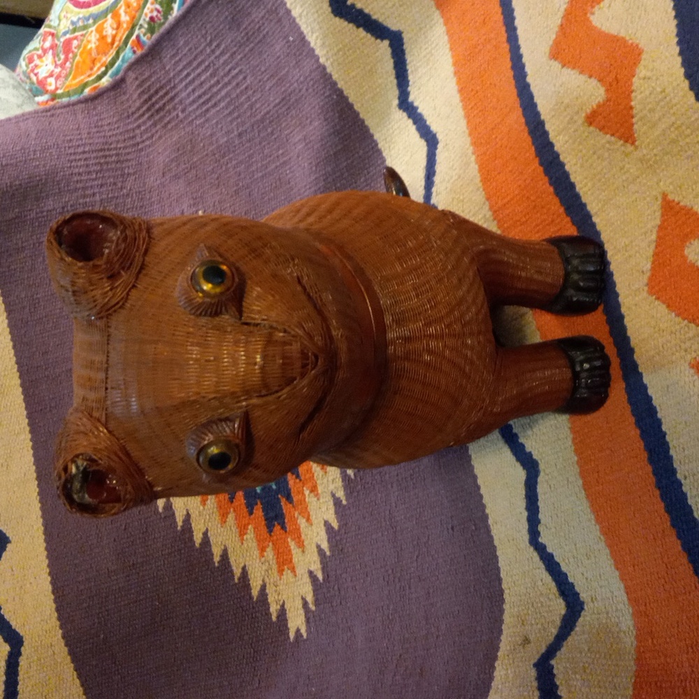 Vintage cat basket